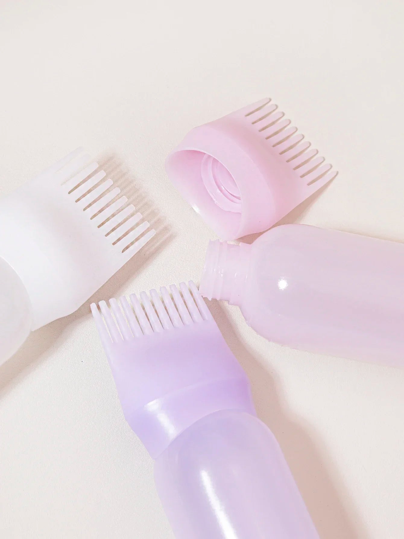 2-piece comb set, root comb application bottle, soft silicone hair brush, scalp exfoliation, massage, suitable for home salon by HARMONYA STORE