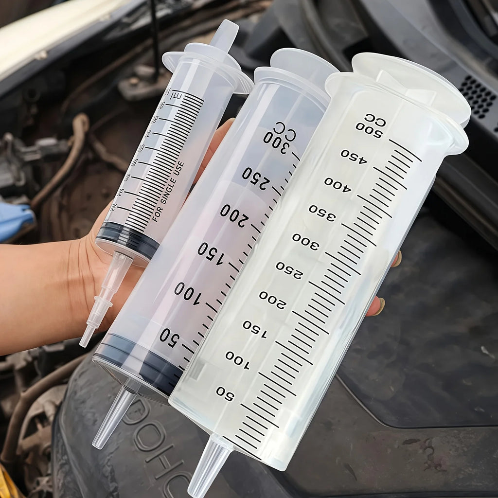 1 set of car water suction/injection tool with syringe by HARMONYA STORE